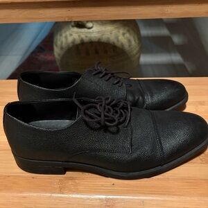 Calvin Klein Black Oxford Shoes Sleek Design